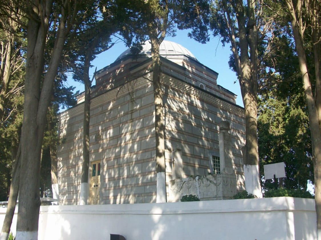 Tomb of Gazi Süleyman Paşa and Grave of Namık Kemal, Bolayır