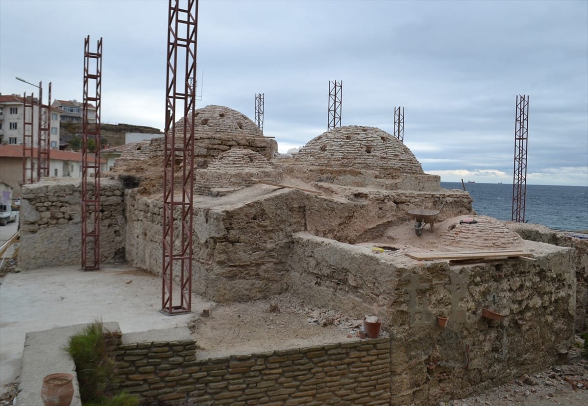 Stone walls of the historic Şengül Hamamı in Gallipoli