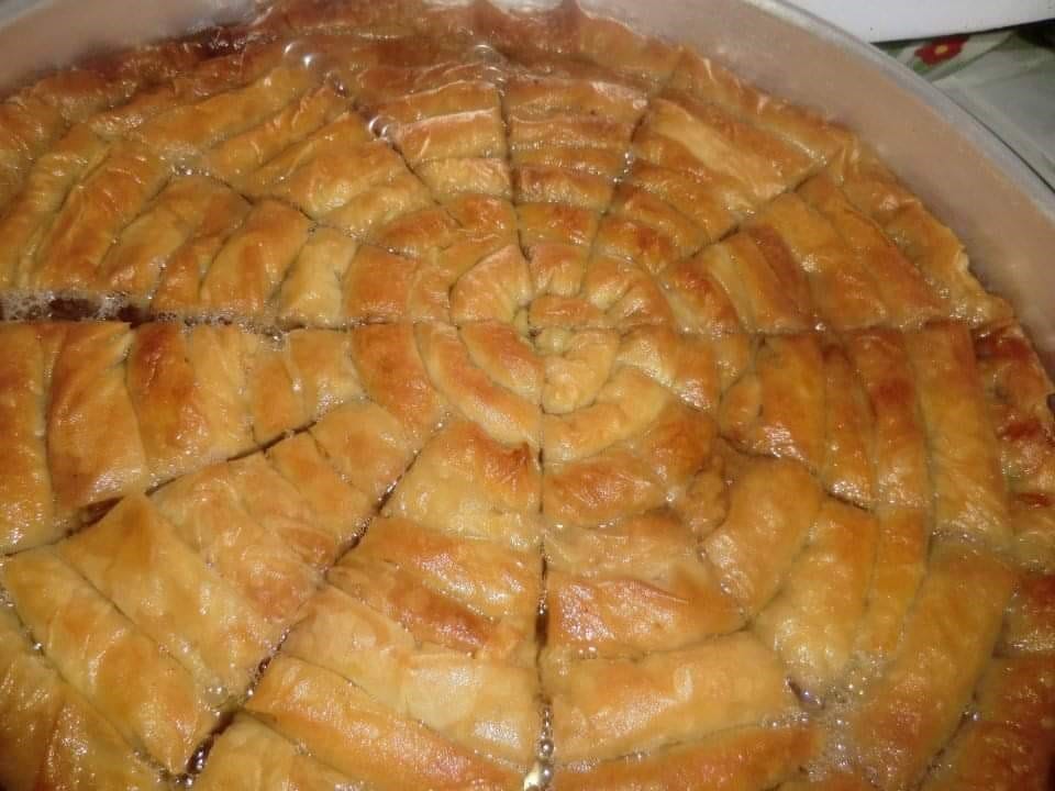 Deli Oğlan Sarığı, a Gallipoli holiday dessert